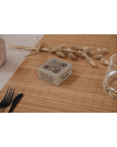 QR cube digital menu tablet