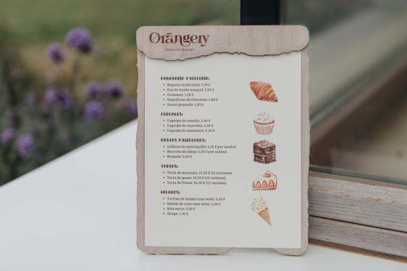 ORGANIC - Portamenù magnetico A4 - A5 Supporti per menu in legno Supporto menu A4 in legno con innovativo sistema di rilegatu...