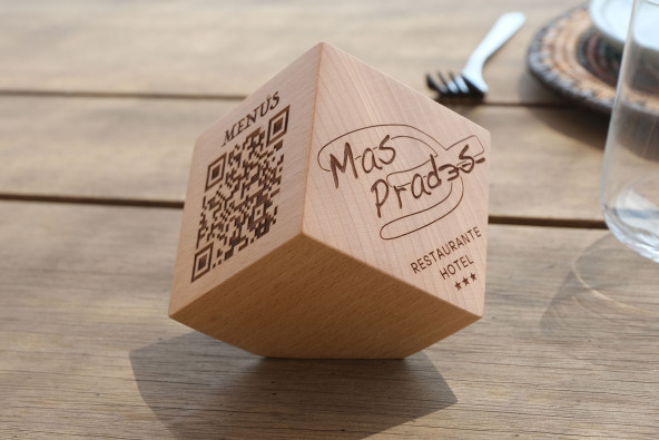 Cubo QR carta menú digital perspectivo  Soporte acceso WIFI
