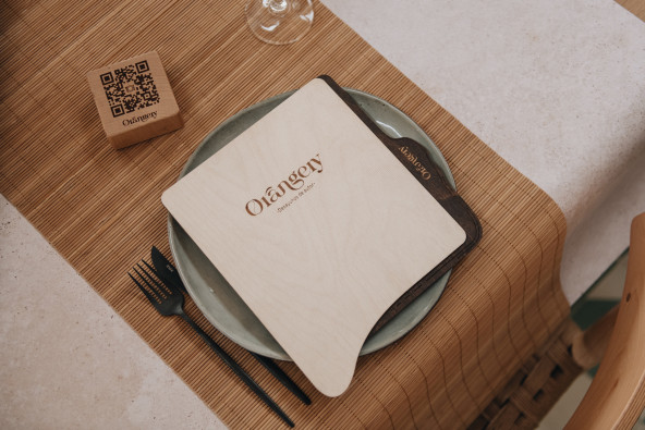 ERGO - Carta A4 y A5 Cartas de menú de madera Carta de madera de roble o abedul con innovador sistema de apertura y encuadern...