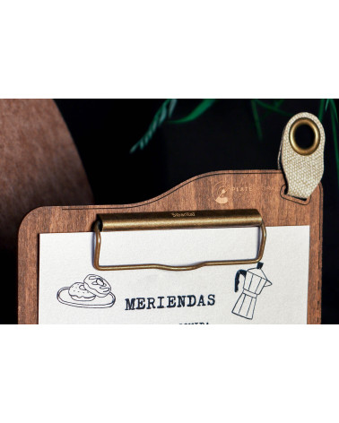 ERGO - Portamenù pinza piatta A5 Supporti per menu in legno Supporto porta menù in legno con design ergonomico, dotato di cli...